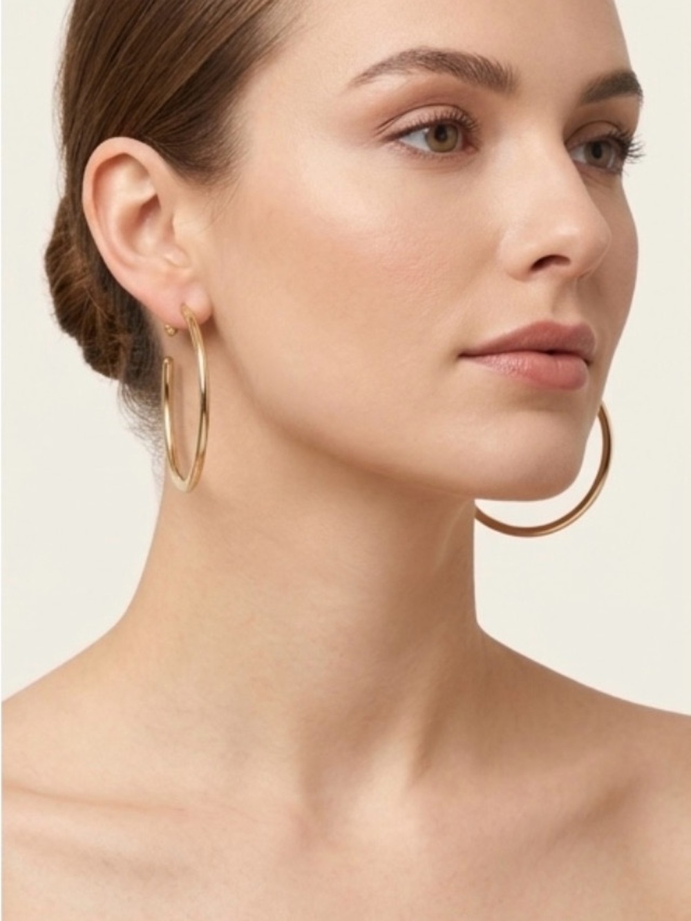 chic Gold Hoop Earrings - Sleek Large Hoops